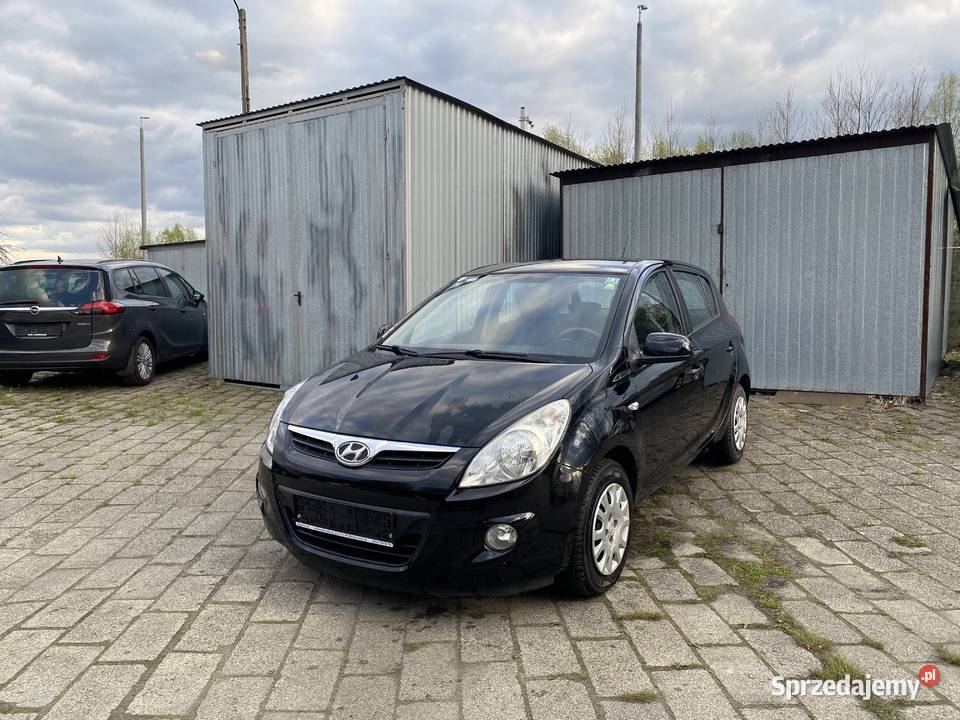 Hyundai i20 56 przebieg 1 własciciel 12 benzyna i20 Żywiec