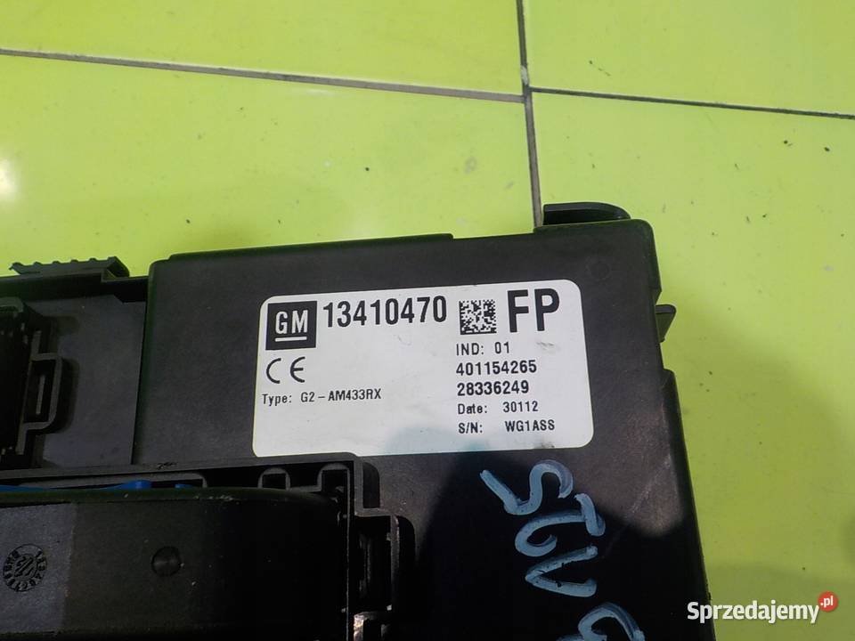 OPEL MERIVA B 14 B 12r 5D skrzynka bezpiecznikow osobowe Suków sprzedam