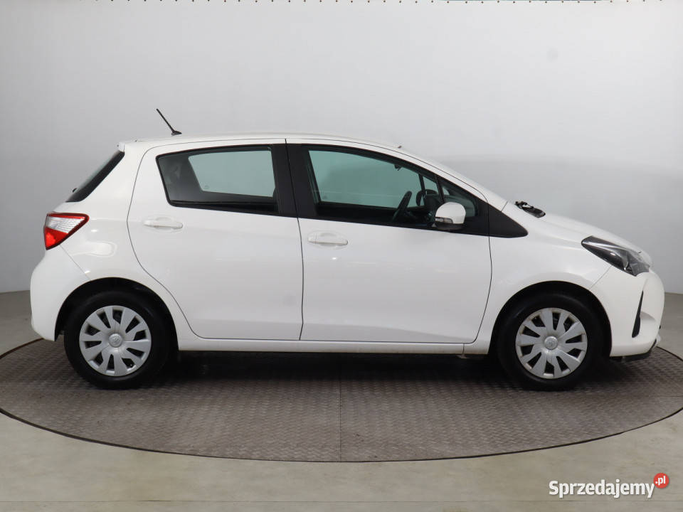 Toyota Yaris 10 VVTi dolnośląskie Bielany Wrocławskie sprzedam