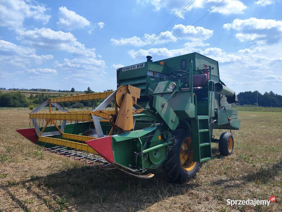 Kombajn zbożowy Volvo S 800 Snopków