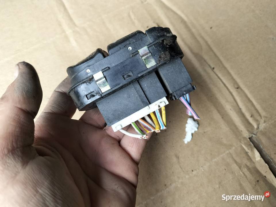panel sterowania szyb szybami FORD MONDEO MK2 Wyposażenie wnętrza Kamień-Kolonia