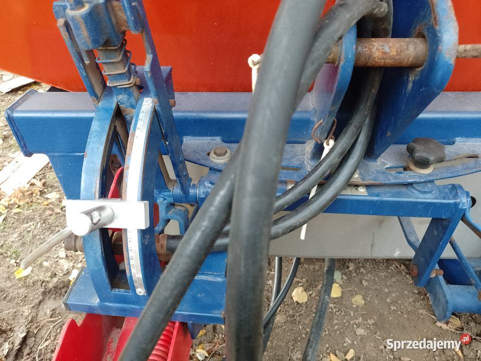 Rozsiewacz 600l diadem Do rozsiewaczy i rozrzutników Części i osprzęt rolniczy małopolskie Jastrzębia
