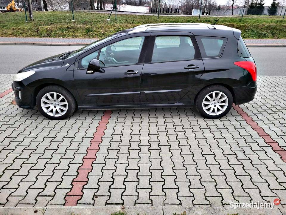 Peugeot 308 SW bogate wyposażenie 16 benzyna centralny zamek podkarpackie