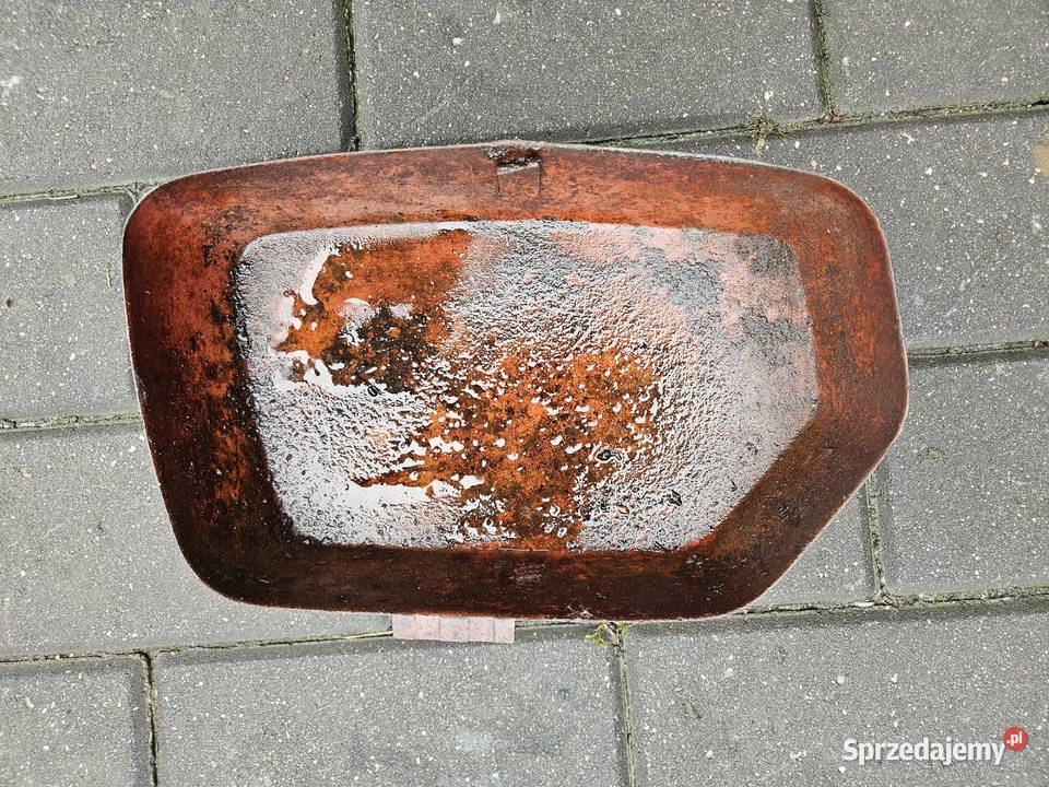 Pokrywy boczka lewa prawa JAWA CZ 175 350 wielkopolskie