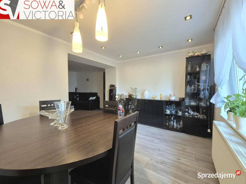 Dwa poziomy i niezależne wejście w centrum