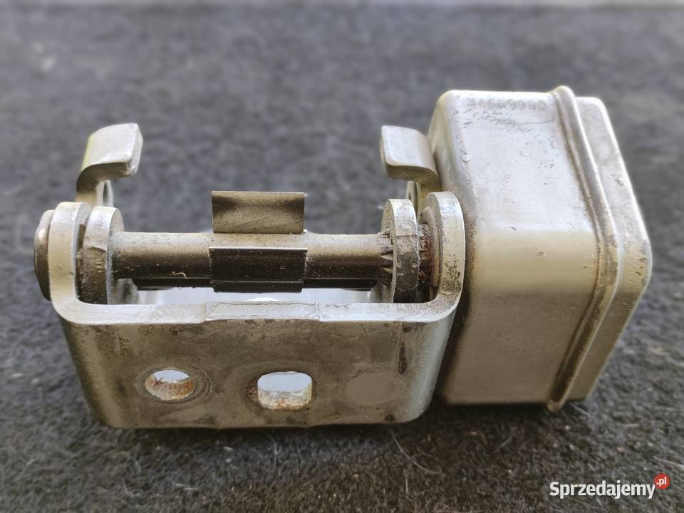 Peugeot 207 5 drzwi prawy przód zawias