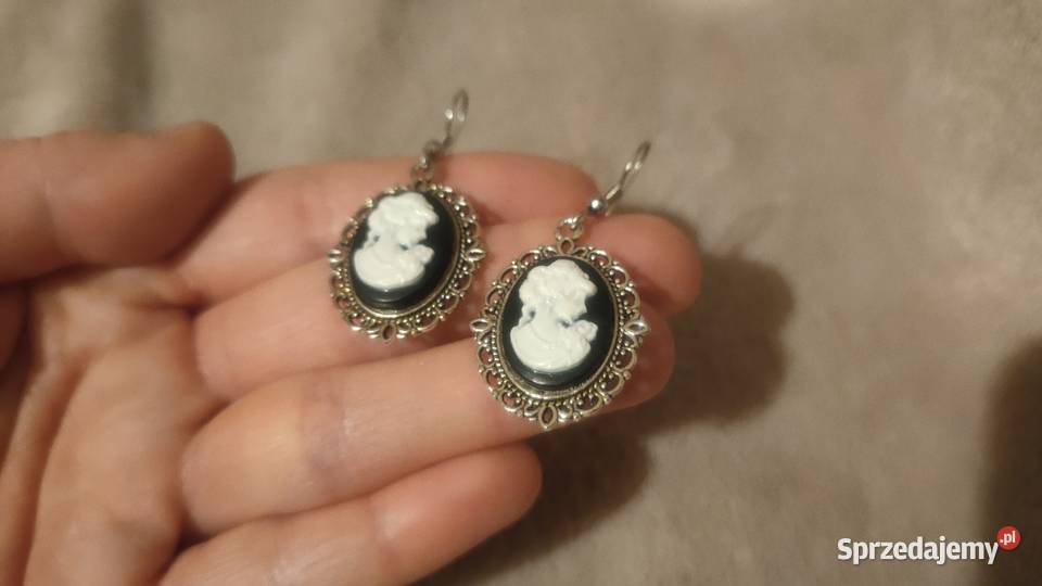 Kolczyki kamea kamee z kameami kobieta kobietami Tarnowskie Góry