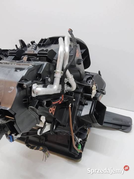 NAGRZEWNICA 3Q1820005AE VW Volkswagen Passat
