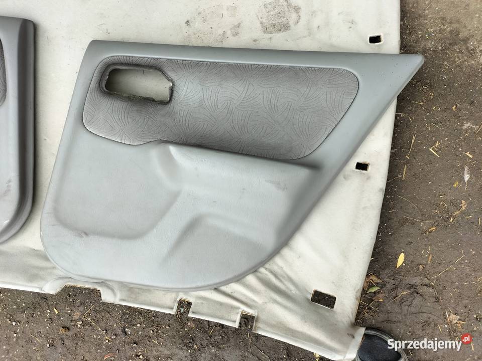 NISSAN PRIMERA P11 P 11 LIFT TAPICERKA BOCZKI Kamień-Kolonia