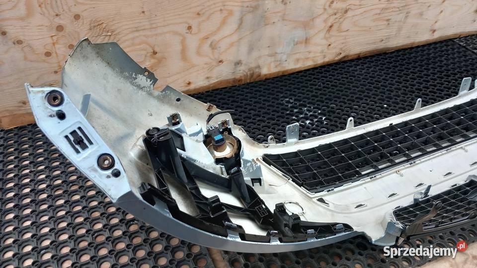 FORD MONDEO MK4 ZDERZAK PRZÓD HALOGEN 76 osobowe