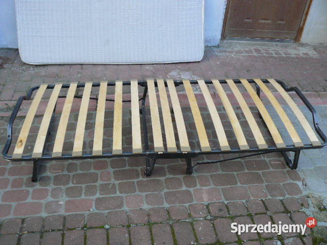 Lozko polowe skladaneze stelazemkolkami Łóżka Rzeszów