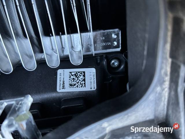 ReflektorLampa do BMW X1 F48 przed liftingiem Szadek sprzedam