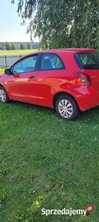 Sprzedam toyote yaris 1cm3 Puławy