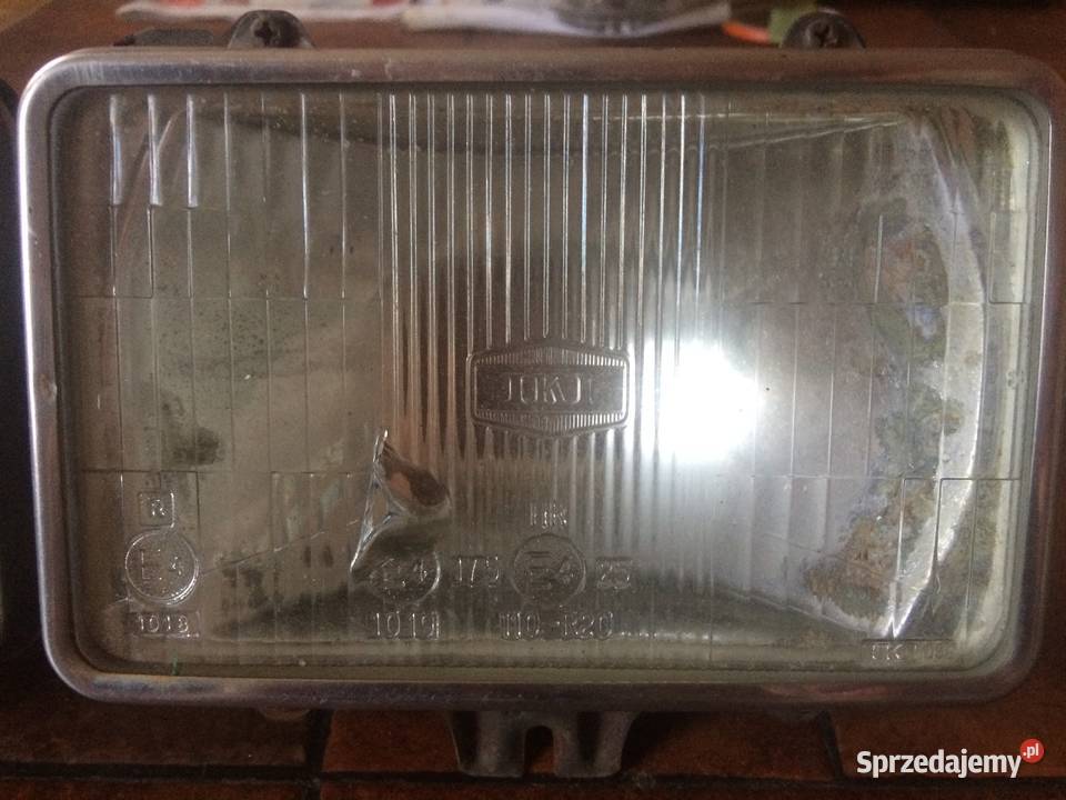 Reflektory Toyota Dyna ToyoAce Ly61 lampy IKI Kutno