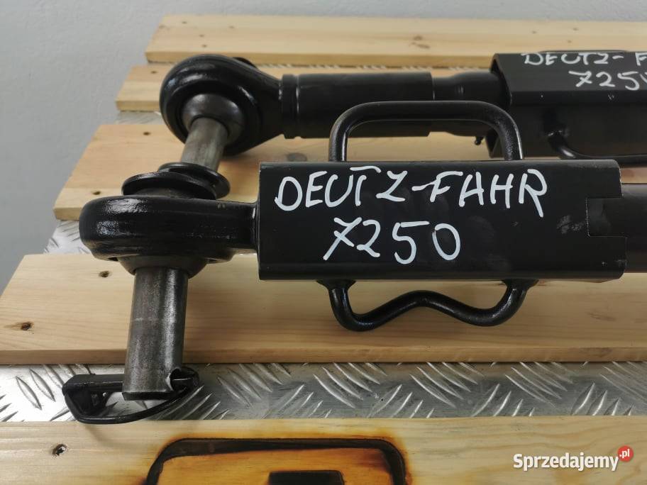 Wieszak podnośnika Deutzfahr 7250 TTV Wilkowo