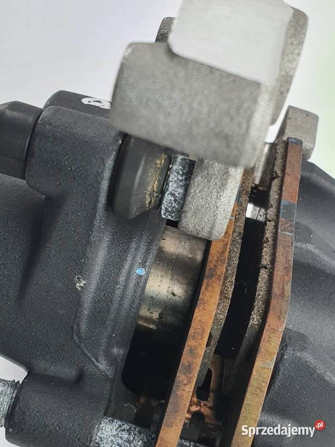 Zacisk Hamulcowy Przod Prawy Klocki Honda Cb Łódź