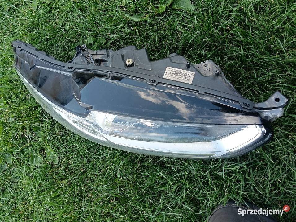 DS7313W029AE lampa kompletna ford mondeo mk5 Zawiercie