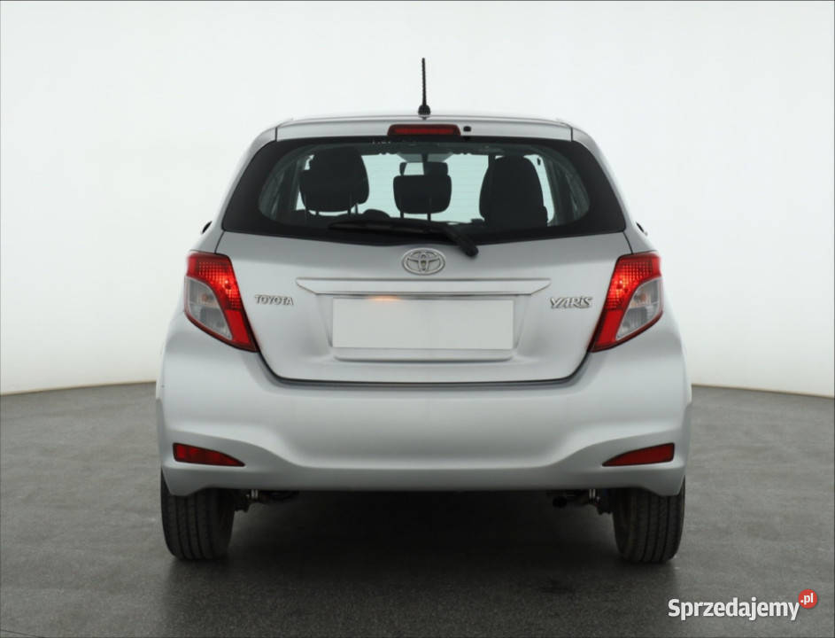 Toyota Yaris 133 Dual VVTi manualna Piaseczno