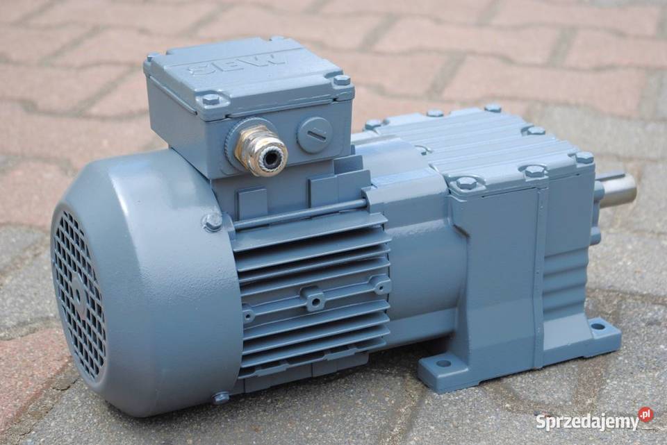 Motoreduktor 037kw 136obrmin Firmy SEW Kargowa