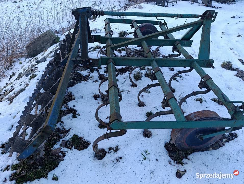 Sprzedam kultywator z wałkiem nieuszkodzony
