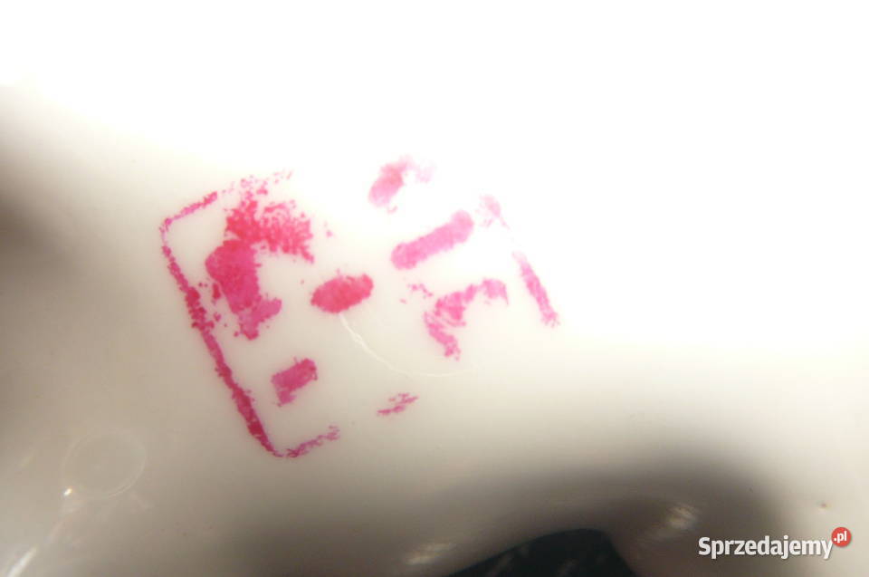 Rzeźba ceramika pies stara Wrocław