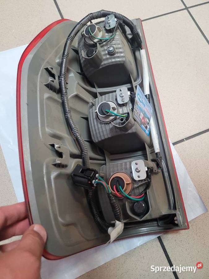 LAMPA TYŁ LEWA FORD RANGER DB3913405 CGPVA terenowe Radom
