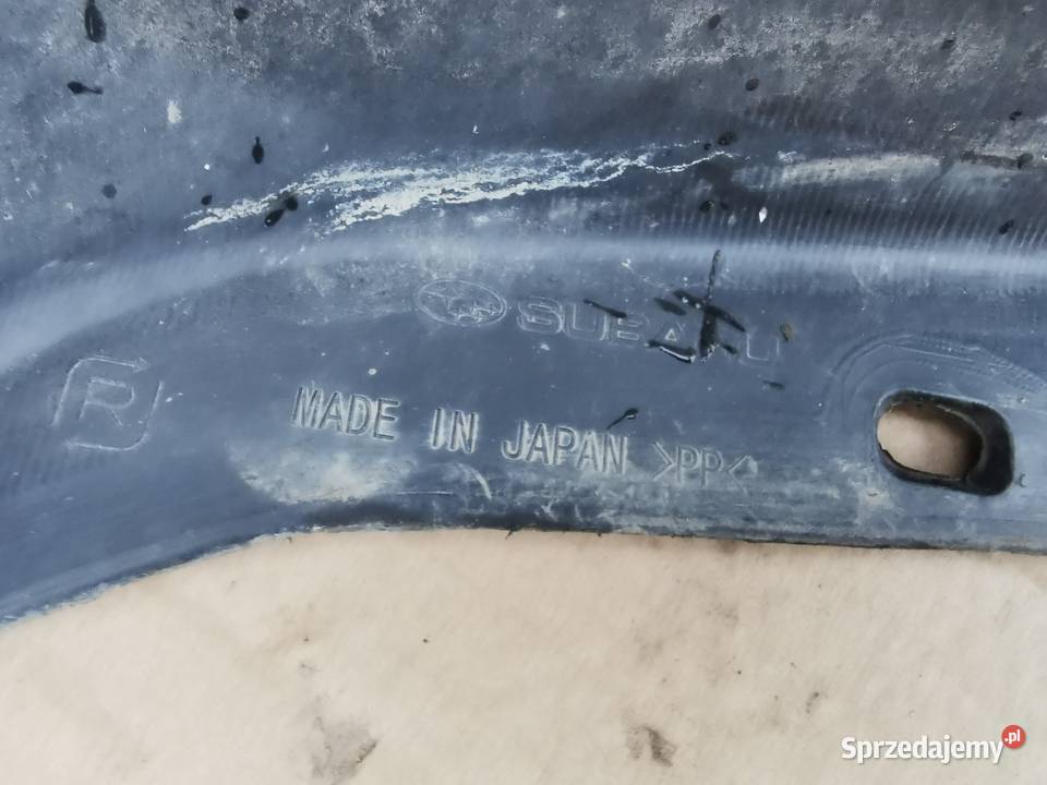 Zderzak tył tylni Subaru Forester 4 IV 1218 hak