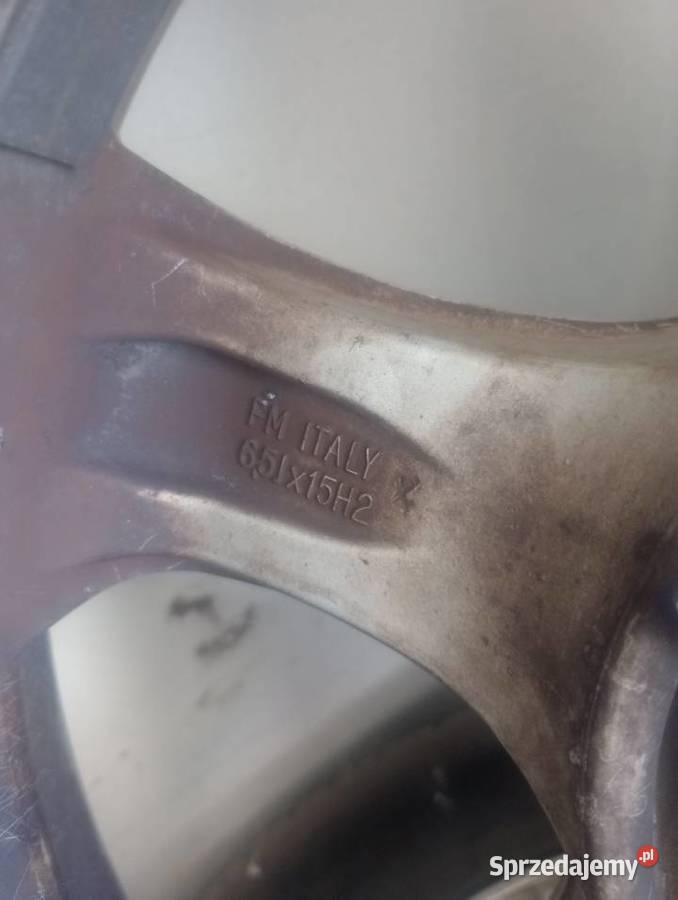 Alufelgi 15 4x100 z oponami Kamień