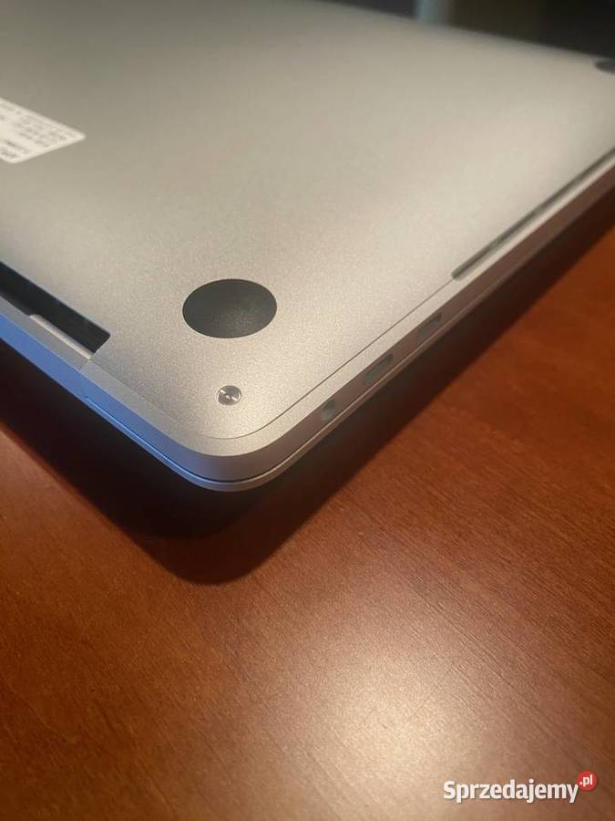 MacBook PRO 13 16512 4xTB GWARANCJA 825 Podświetlana klawiatura  śląskie Katowice