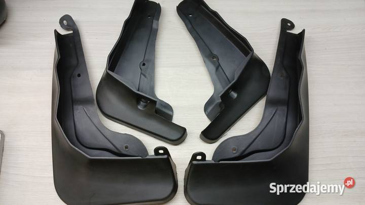 Chlapacze Audi Q4 ETron łódzkie Pabianice