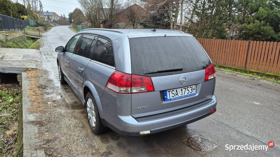 Sprzedam auto nieuszkodzony Vectra Sandomierz sprzedam