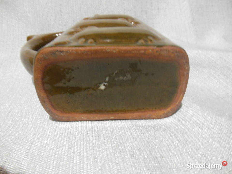 Pijałka ceramiczna z baranami PRL Kielce