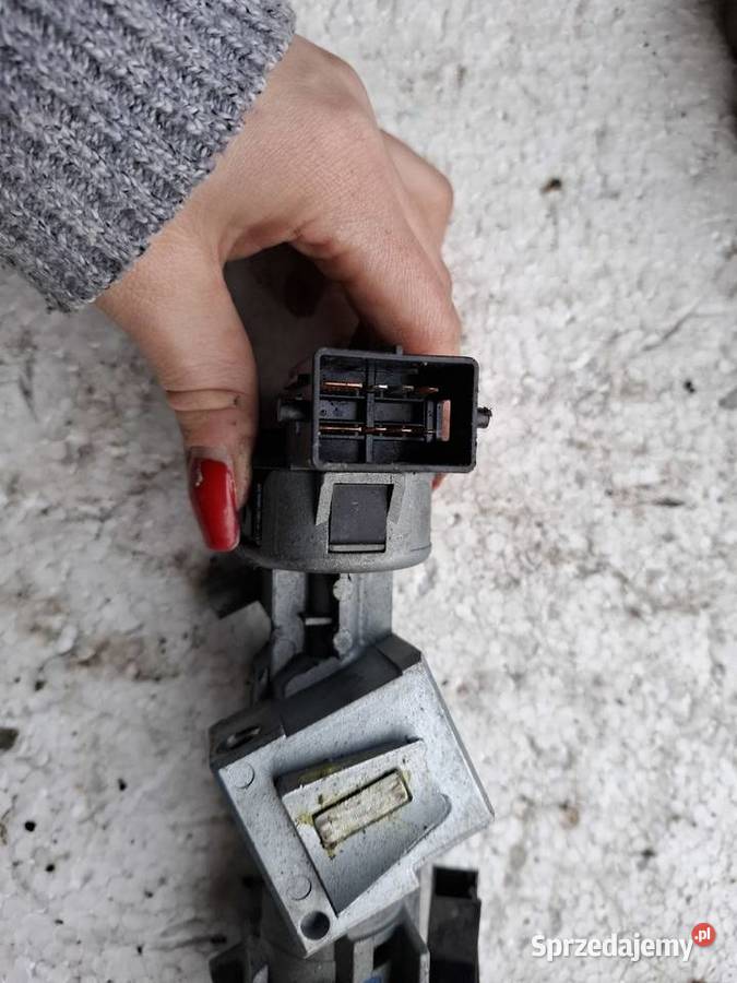 Stacyjka Kluczyk Mazda III 3