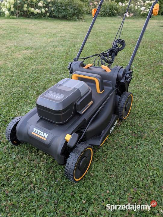 Kosiarka elektryczna TITAN 1700W 38