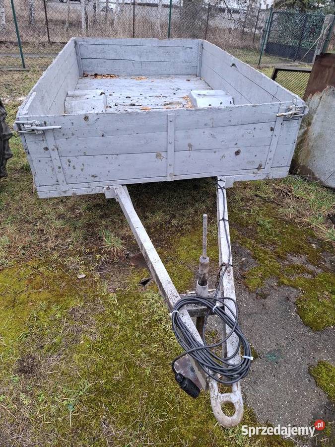 Przyczepka jedno osiowa solidna konstrukcja sprzedam