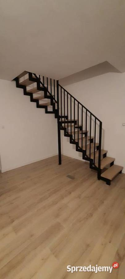 Schody konstrukcjia stalowa barierki Krynka