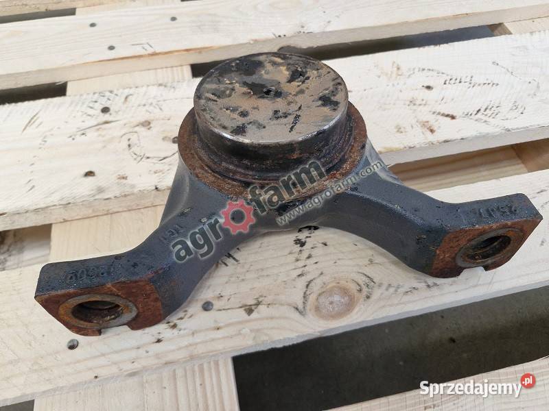 Wspornik Claas Axos 310 320 330 340 Byków