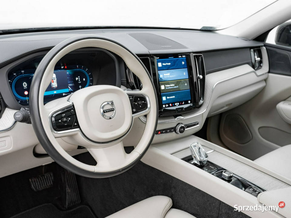 Volvo XC 60 LU043MSB4 B Inscription Szklany dach Volvo sprzedam