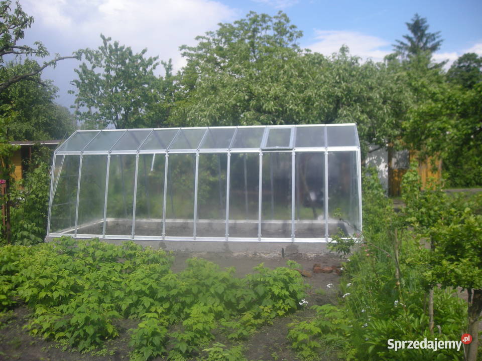 szklarnia Laura Łobez