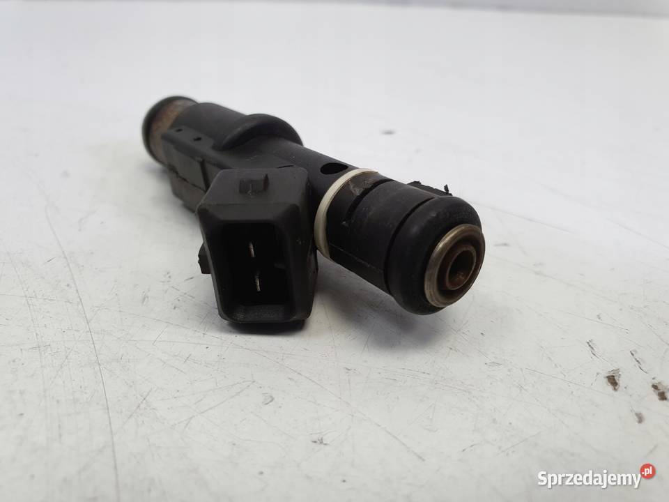 WTRYSKIWACZ Peugeot 407 18 16V wtrysk 01F005A lubelskie Chełm