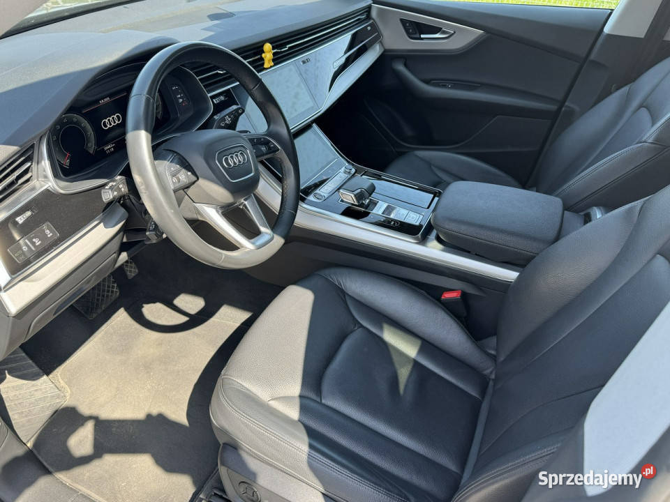Audi Q8 30i 340 TFSI IHEV Hybryda Quattro asystent pasa ruchu Turek