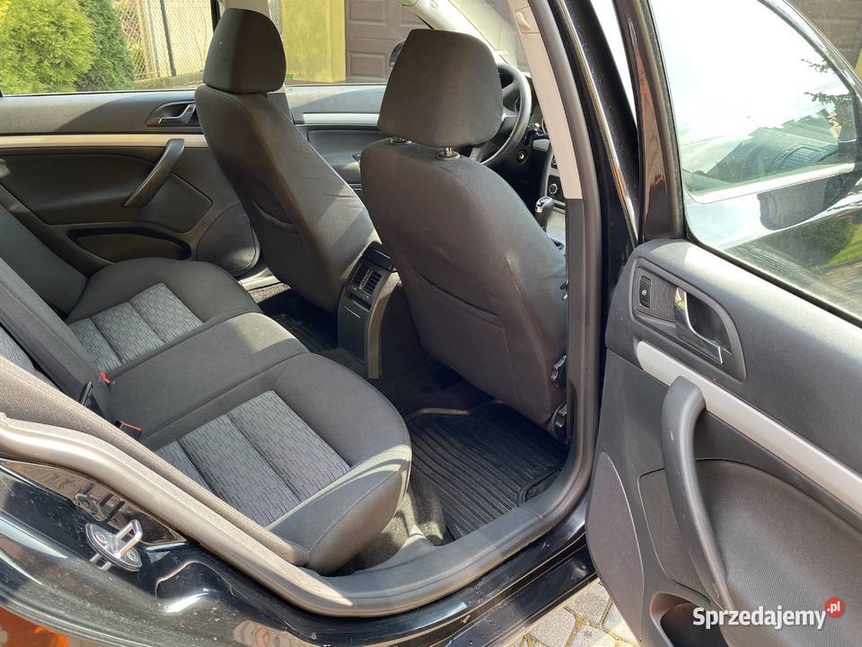 Skoda Octavia 20 tdi kombi czarne Halinów sprzedam