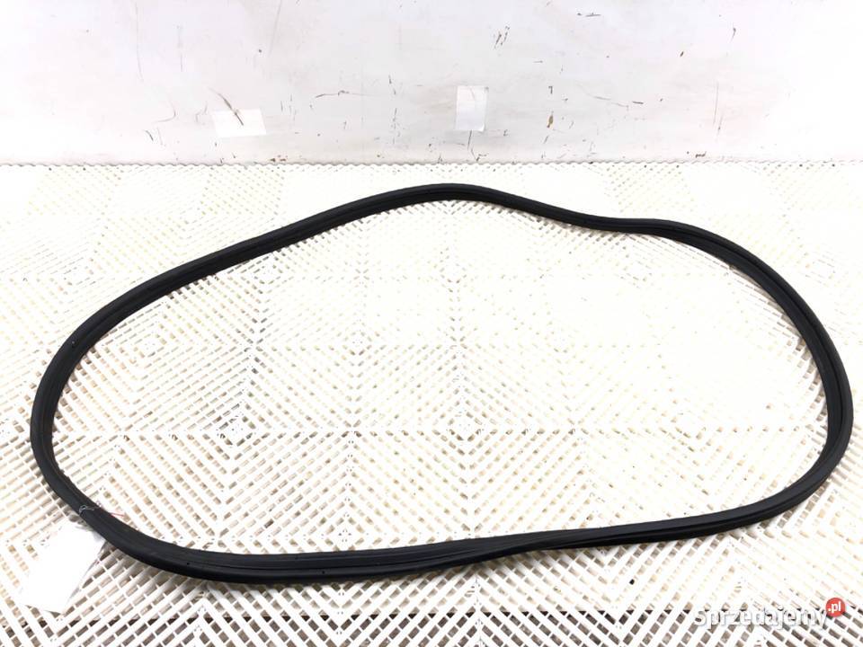 USZCZELKA KLAPY BAGAŻNIKA HYUNDAI ELANTRA VII podkarpackie sprzedam