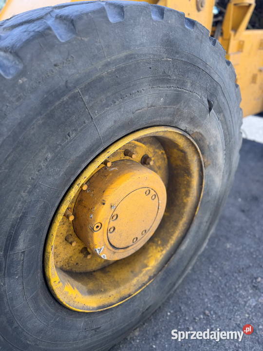 ładowarka czołowa JCB 411 fadroma JCB411 na Działoszyn
