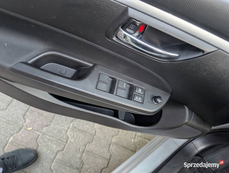 Suzuki Swift 2013 polift Salon Polska nieuszkodzony Wrocław