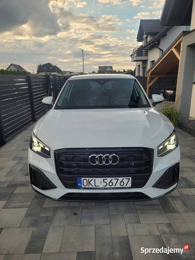 Audi Q2 35tfsi 2650 przebiegu matrix kamera Navi kupiony w polskim salonie Żory sprzedam
