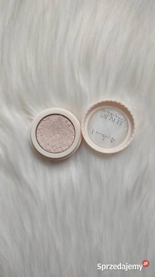 Rozświetlacz do twarzy Lovely Silver Olkusz