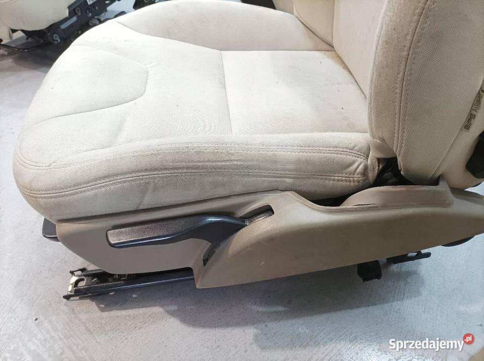 FOTELE KANAPA BOCZKI JASNE KOMPLET Volvo XC 60 I sprzedam