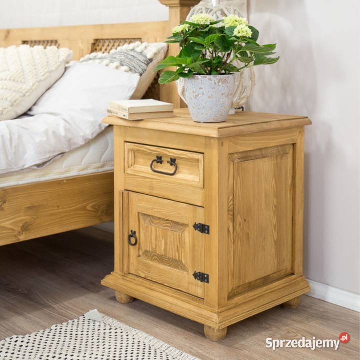 Drewniana szafka nocna biała retro COM15 Maków Podhalański