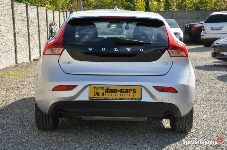 Volvo V40 16T 150 T3 Momentum Nowy Rozrząd i Dąbrowa Górnicza sprzedam
